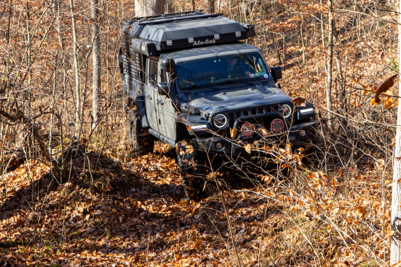 Detail of the equipped Jeep Gladiator